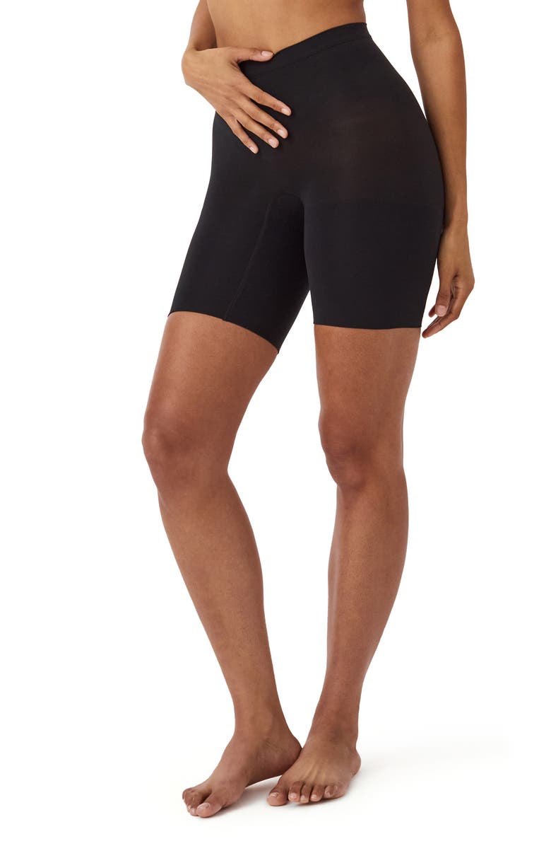 SPANX<sup>®</sup> SPANXsculpt<sup>™</sup> Seamless Power Mid-Thigh Shorts, Alternate, color, Very Black