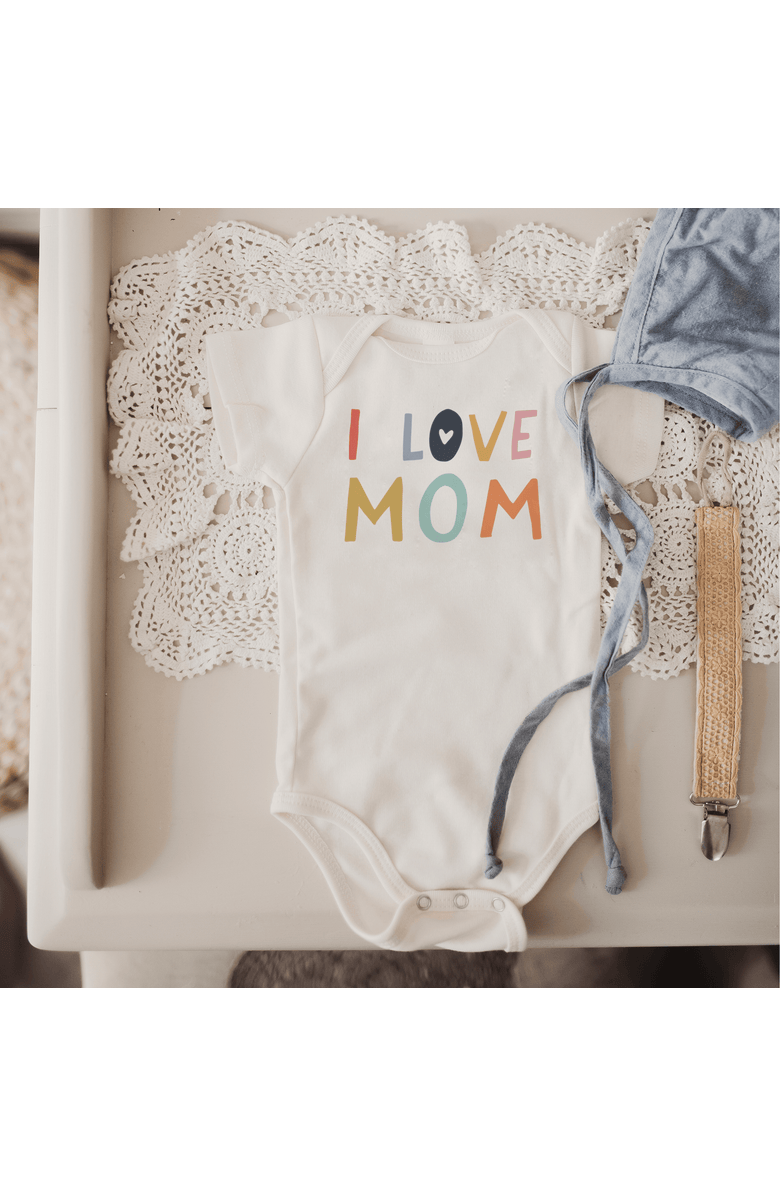 Finn + Emma Organic Baby Graphic Bodysuit | Love Mom, Alternate, color, Off White