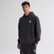 FANATICS Men's Fanatics Charcoal New York Yankees Clutch Tri-Blend Hoodie