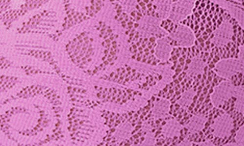 Wacoal Halo Lace Convertible Underwire Bra In First Bloom