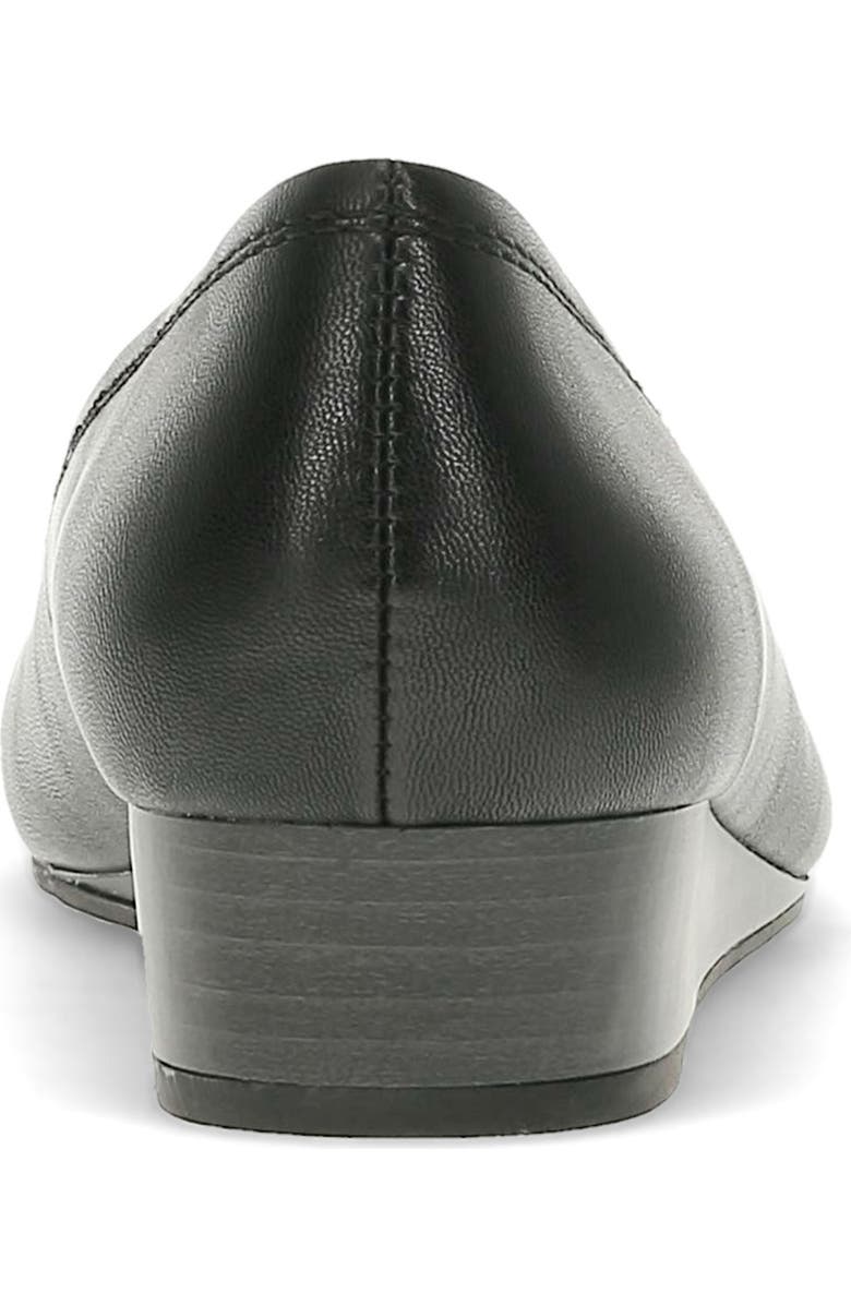 BARETRAPS Covette Casual Flat, Alternate, color,