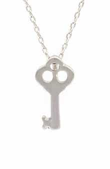 OLIVIA WELLES Dainty Key Pendant Necklace