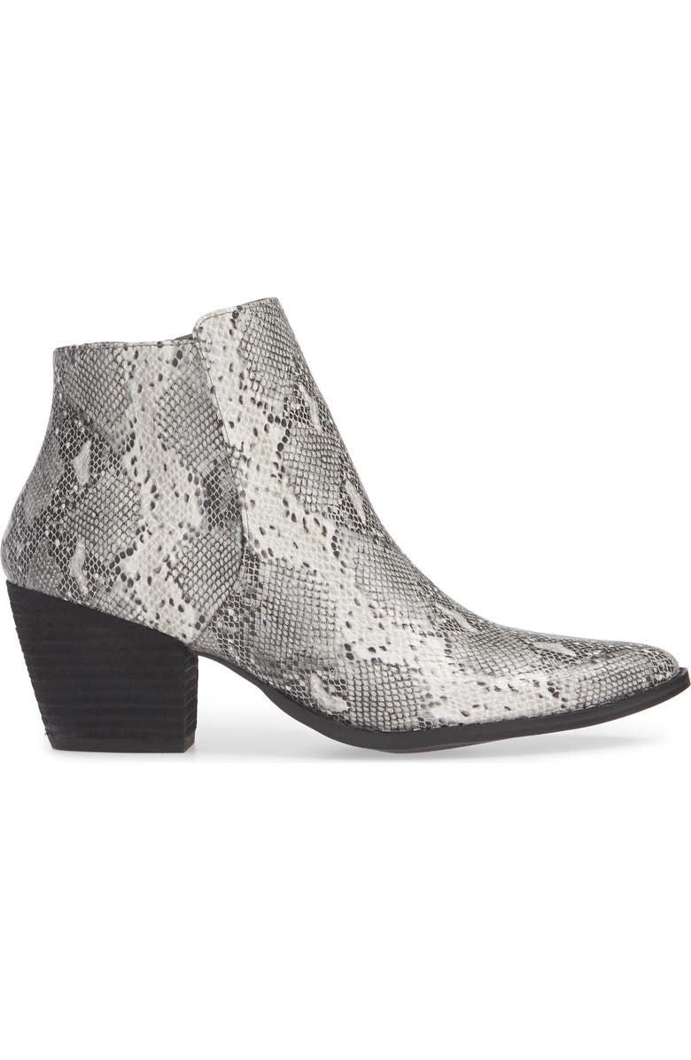 Coconuts by Matisse Astoria Block Heel Bootie, Alternate, color,