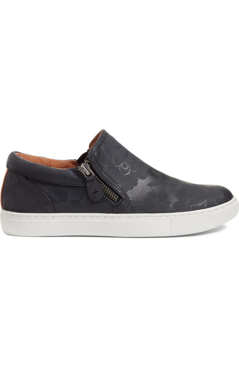 Gentle Souls by Kenneth Cole Lowe Sneaker, Alternate, color,