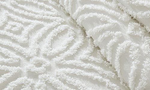 Beatrice Home Fashions Alicia Wedding Ring Chenille Collection Bedspread