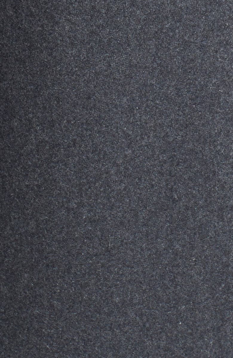 Trouvé , Alternate, color, 