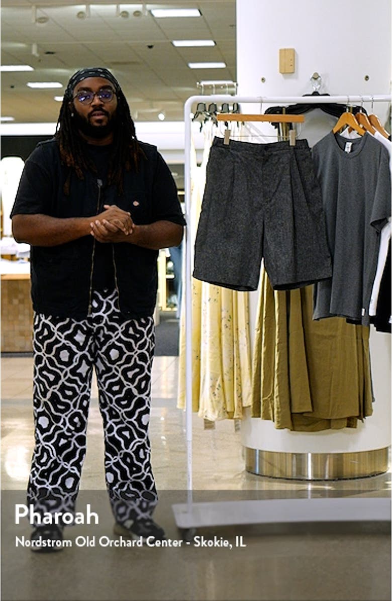 Pavilion Solotex<sup>®</sup> 10-Inch Shorts, sales video thumbnail