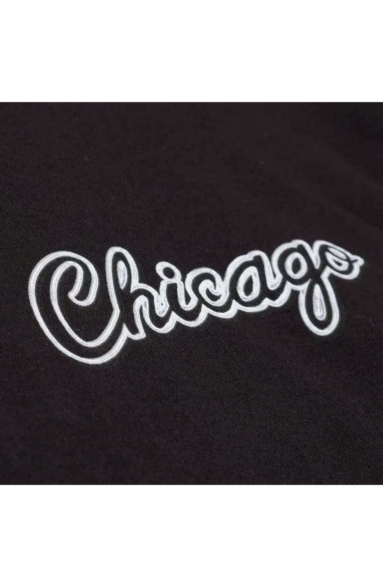 Mitchell & Ness Men's Mitchell & Ness Black Chicago Bulls Chrome Heritage T-Shirt, Alternate, color, Black