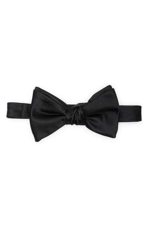Oversized Pre-Tied Satin Bow Tie