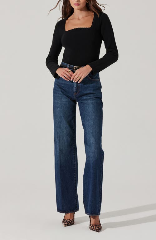 Astr The Label Scallop Trim Rib Top In Black