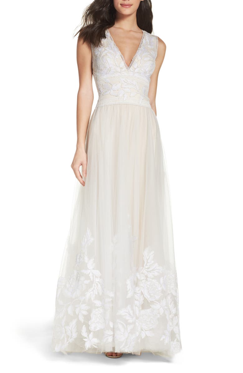 Tadashi Shoji Tulle Lace A-Line Gown, Main, color, 