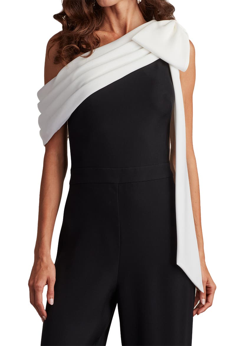 Bow One-Shoulder Crepe Jumpsuit, Alternate, color, BLACK/ WHITE