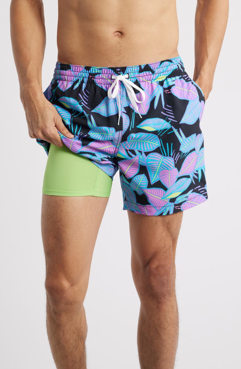Chubbies Fluorescent Funk 5.5-Inch Swim Trunks, Alternate, color,