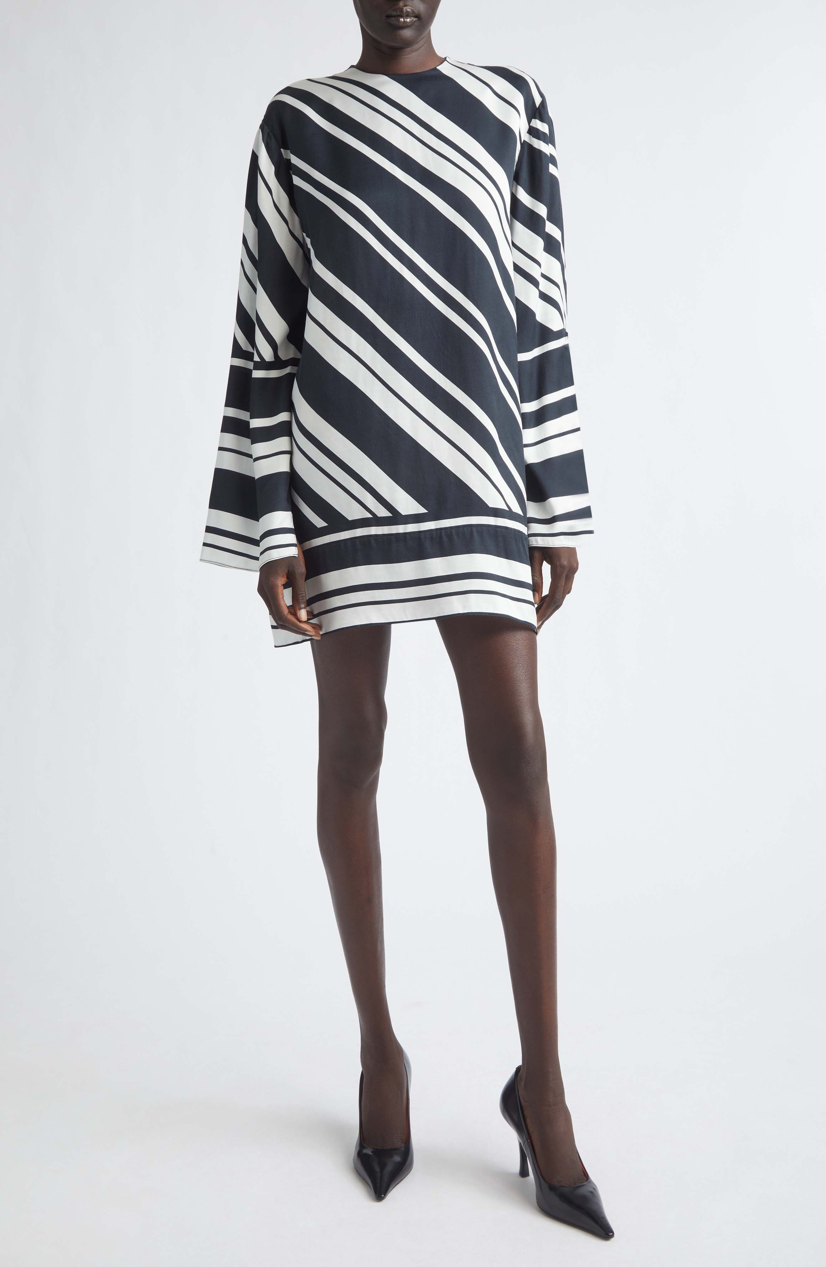 selected BLACK/ WHITE STRIPE