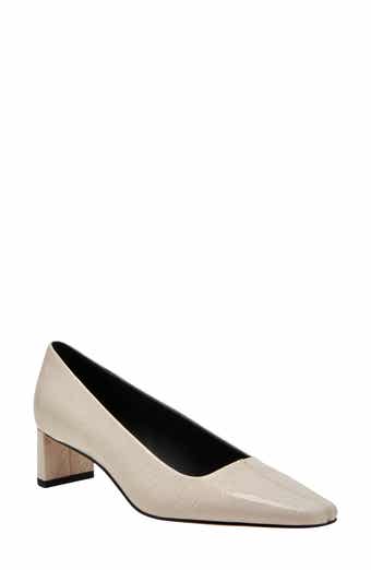 Katy Perry The Wanderering Pump