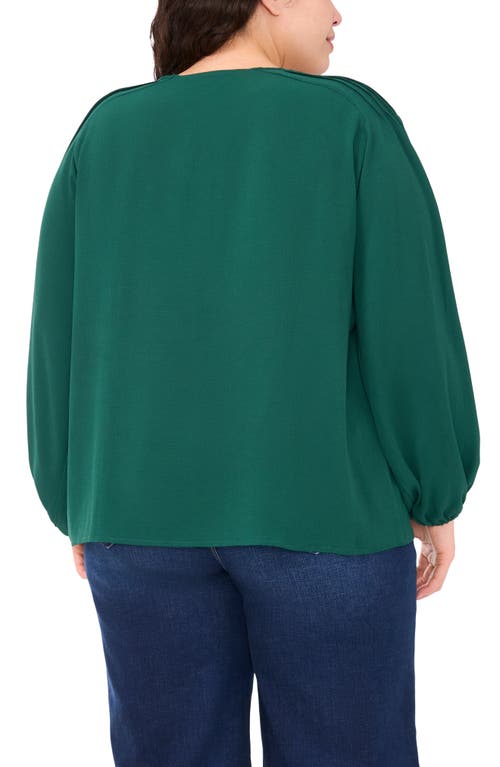 Cece Circle Lace Long Sleeve Pintuck Top In Green