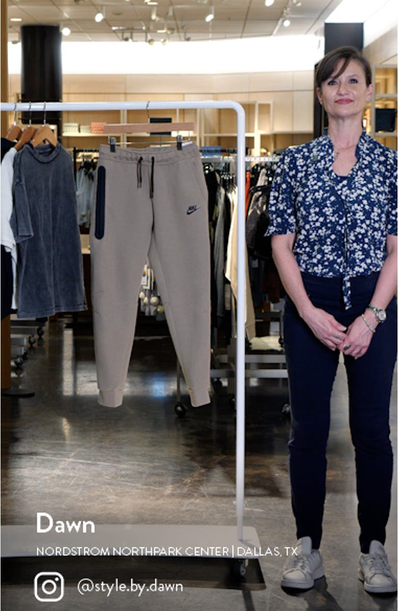 Kids' Tech Fleece Joggers, sales video thumbnail