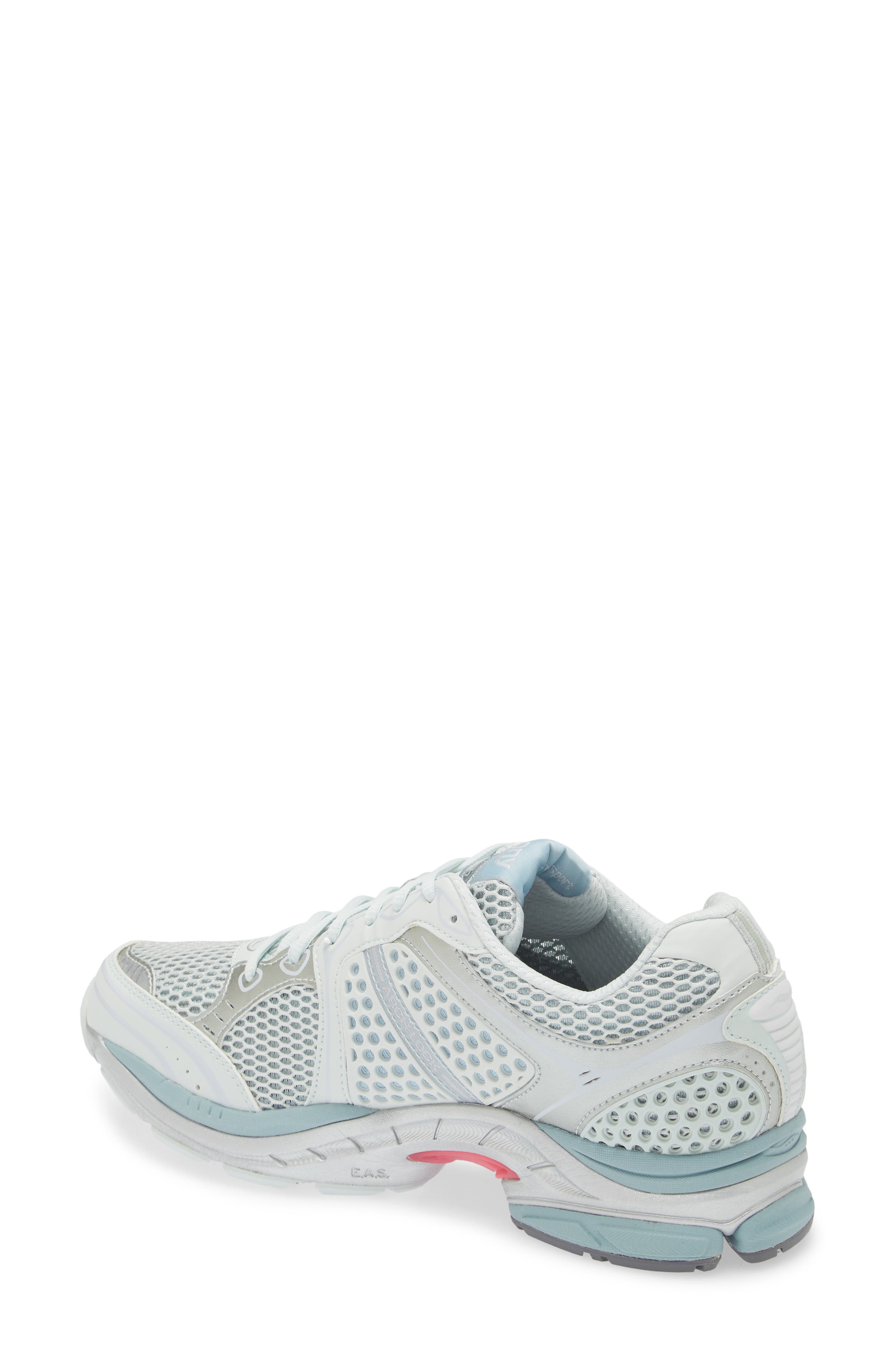 Saucony ProGrid Triumph 4 Sneaker, Alternate, color, 