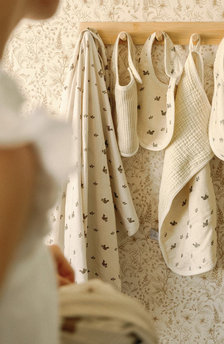 Oilo Assorted 2-Pack Organic Cotton Muslin Bibs, Alternate, color, Eggshell