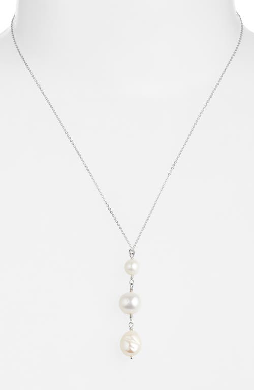 Set & Stones Clove Three Pearl Pendant Necklace In Pearl/silver