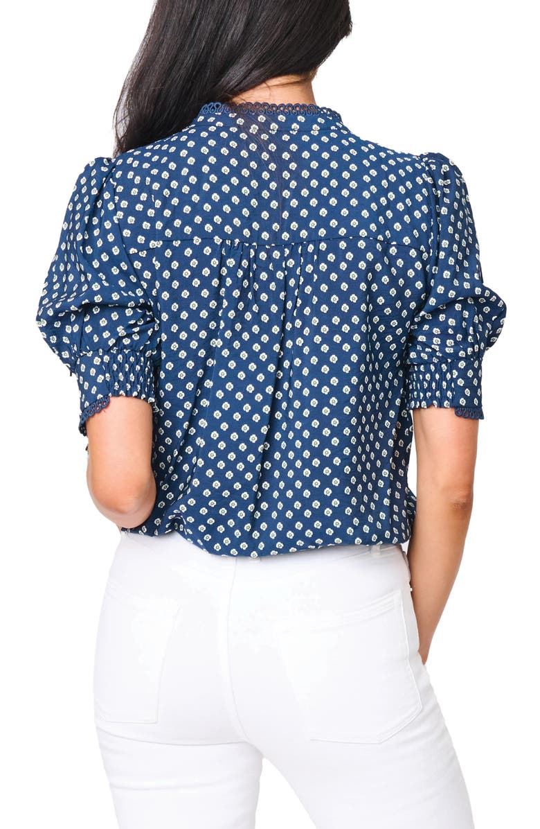 GIBSONLOOK Lace Trim Puff Sleeve Top, Alternate, color, Navy Daisy
