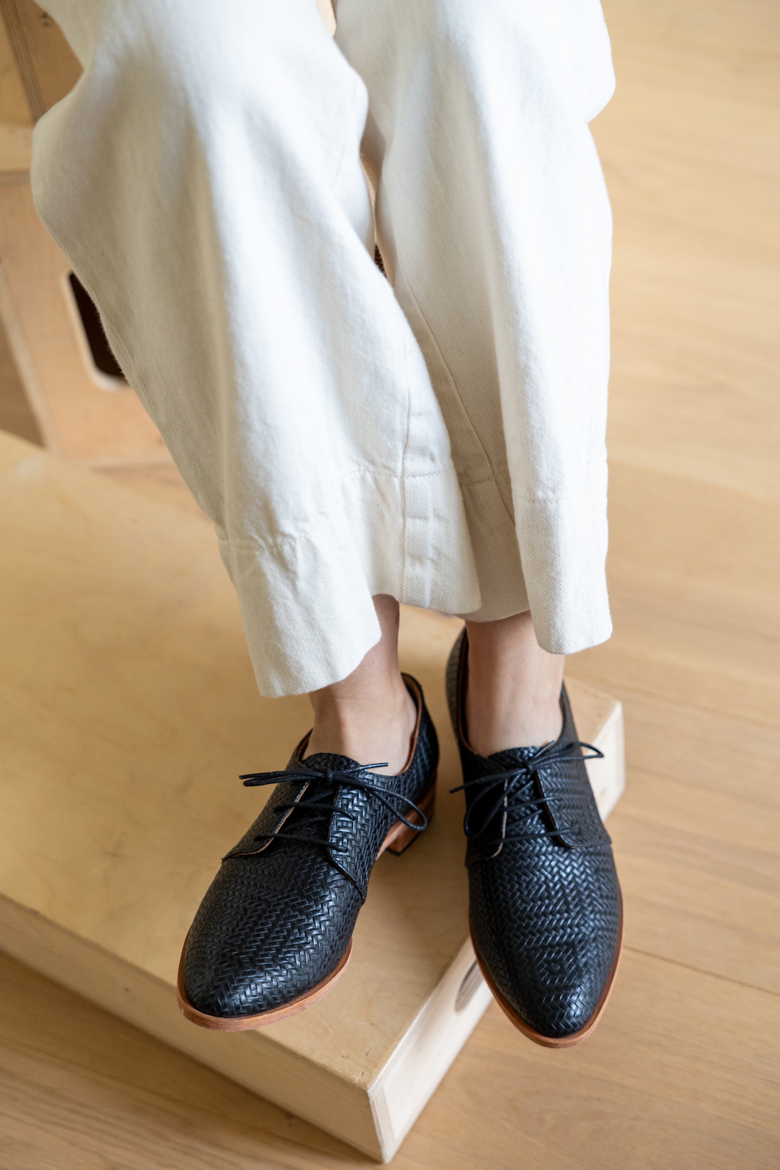 Fortress Emmy Oxford, Alternate, color, Braided Black