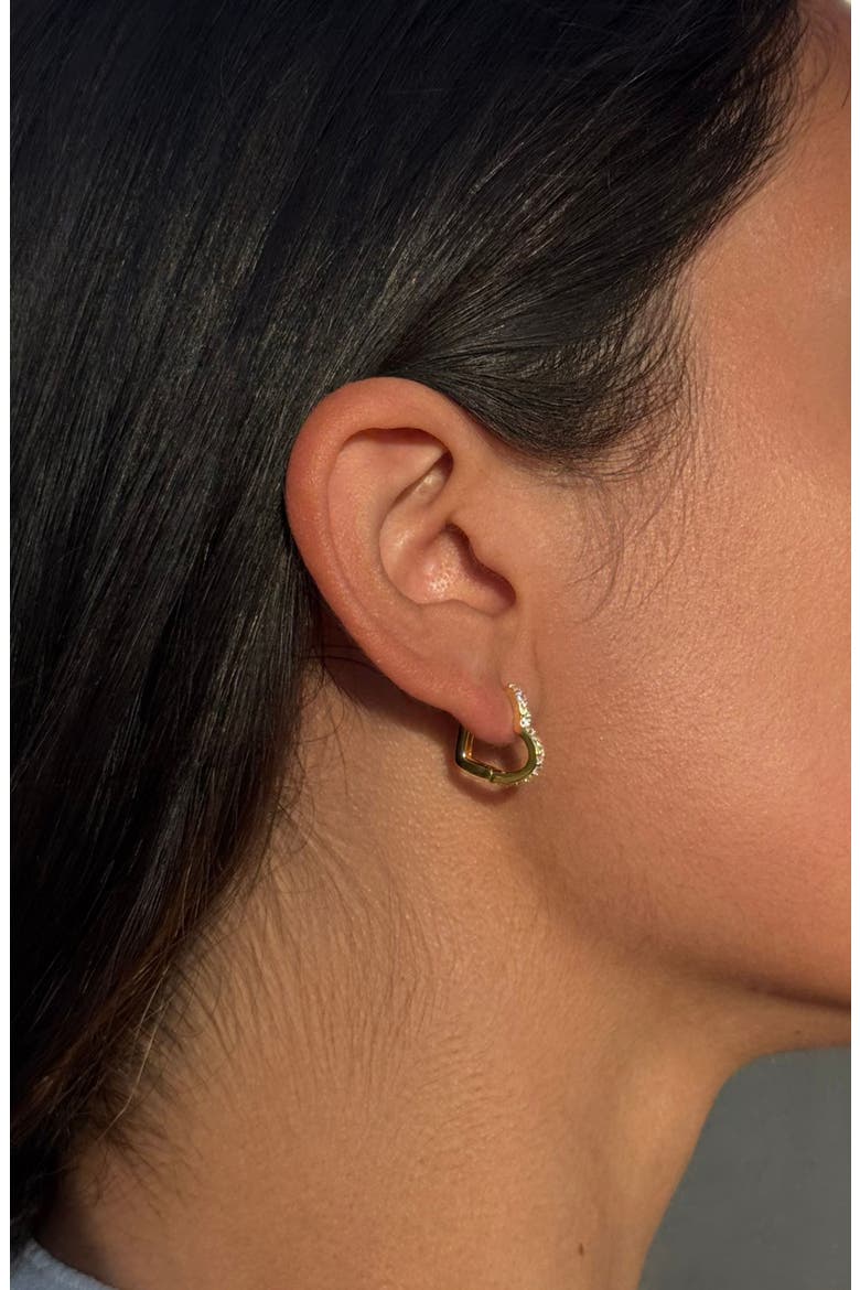 Cubic Zirconia Heart Huggie Hoop Earrings, Alternate, color, GOLD