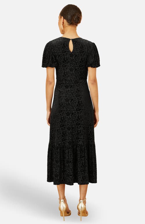 Yumi Velvet Twist Waist Midi Dress In Black