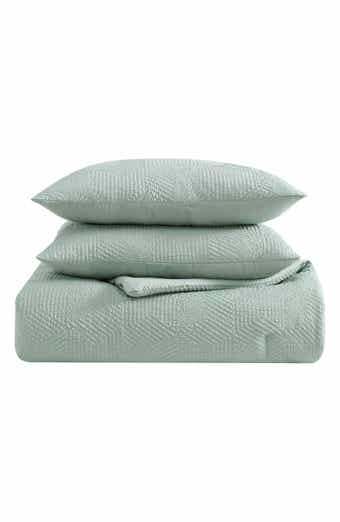Nautica Broken Lines Embossed Reversible Quilt Set