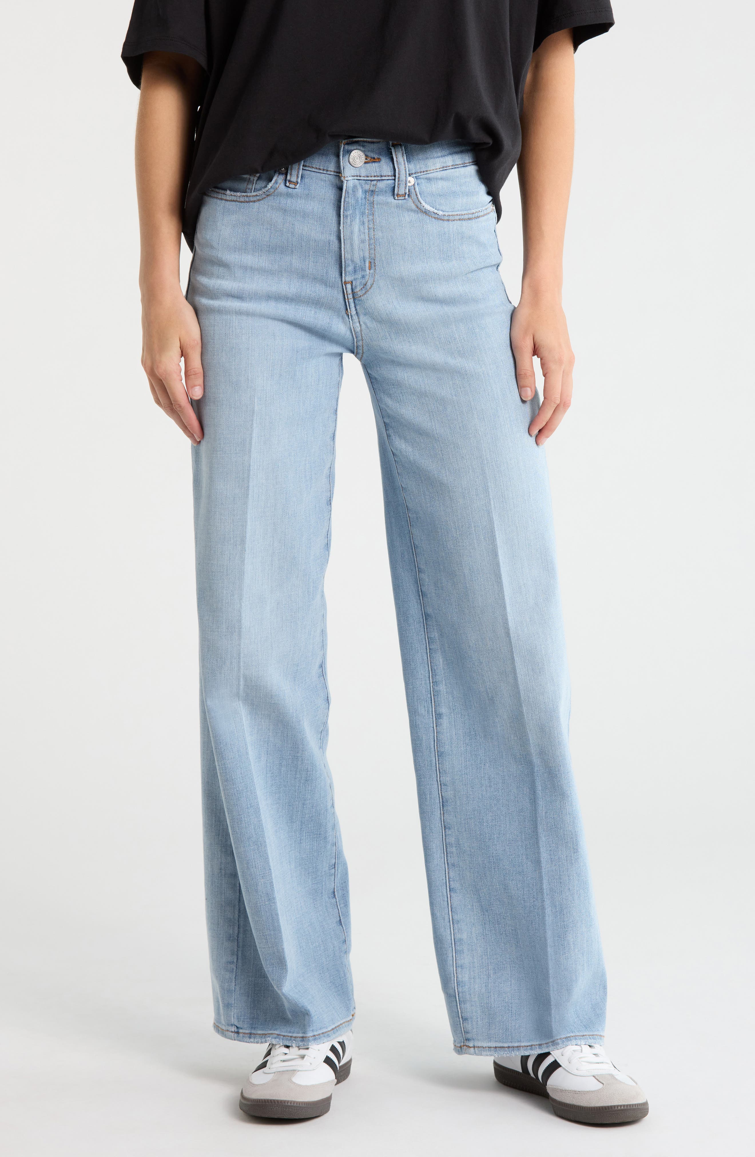 FRAME The High Rise Wide Leg Jeans