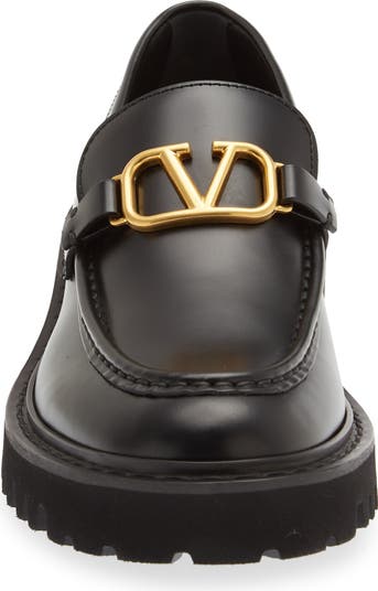 VALENTINO＞＞VLogo Signatureフリンジレザーローファーパンプス Valentino Garavani Vlogo Signature Fringe Detailed Pumps