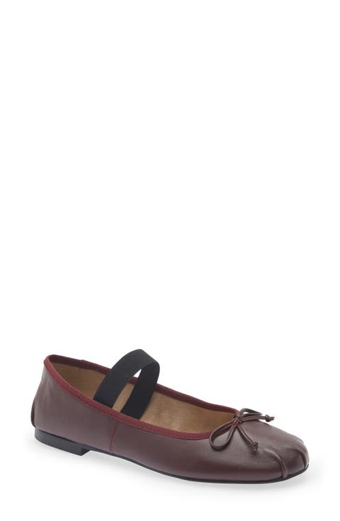 Caspian Mary Jane Flat