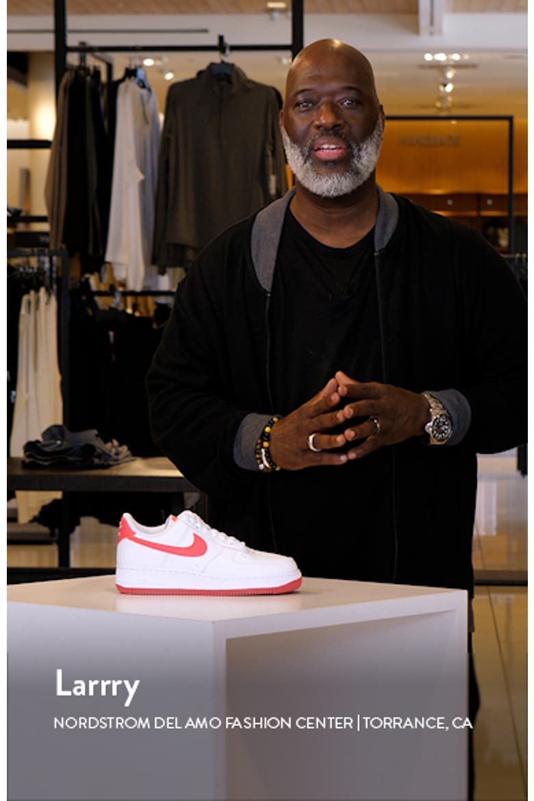 Air Force 1 07 Next Nature Sneaker video