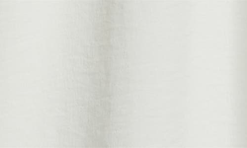 Bobeau Embroidered Raglan Sleeve Top In Neutral