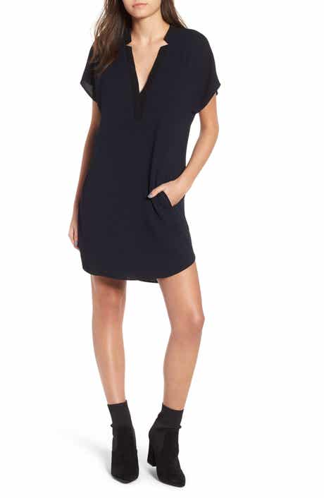 ASTR the Label ASTR V-Neck Crepe Shift Dress