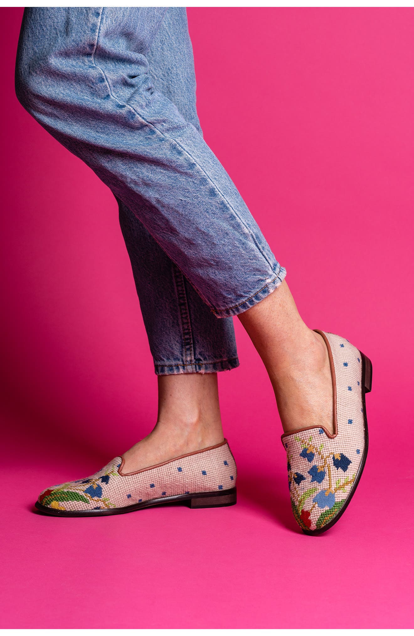 ByPaige BY PAIGE Needlepoint Bluebell Bouquet Flat, Alternate, color, Sand/ Blue