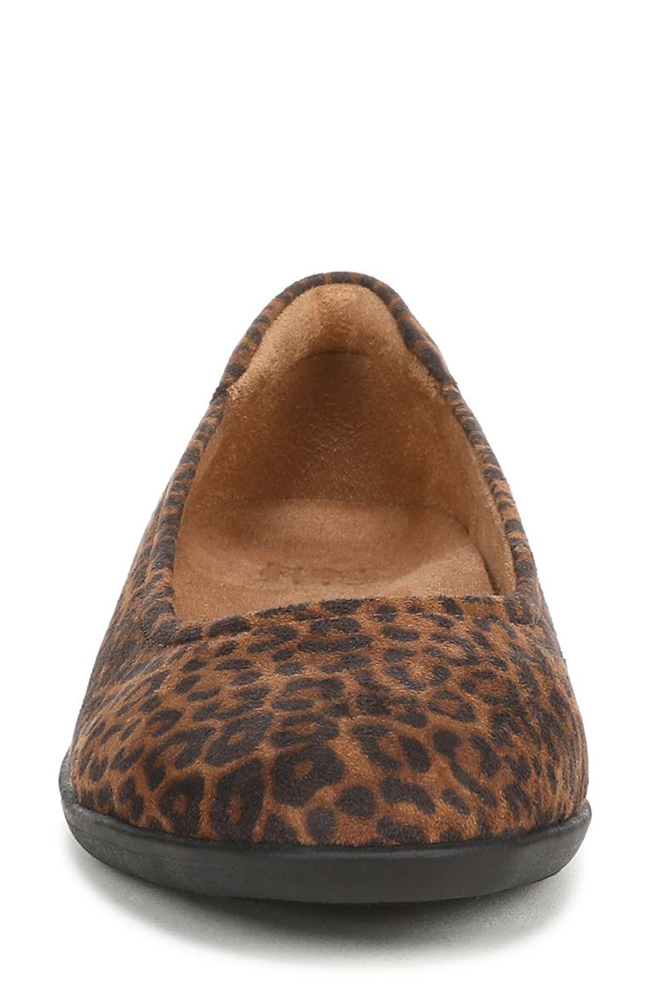 Flexy Flat, Alternate, color, BROWN LEOPARD PRINT FABRIC