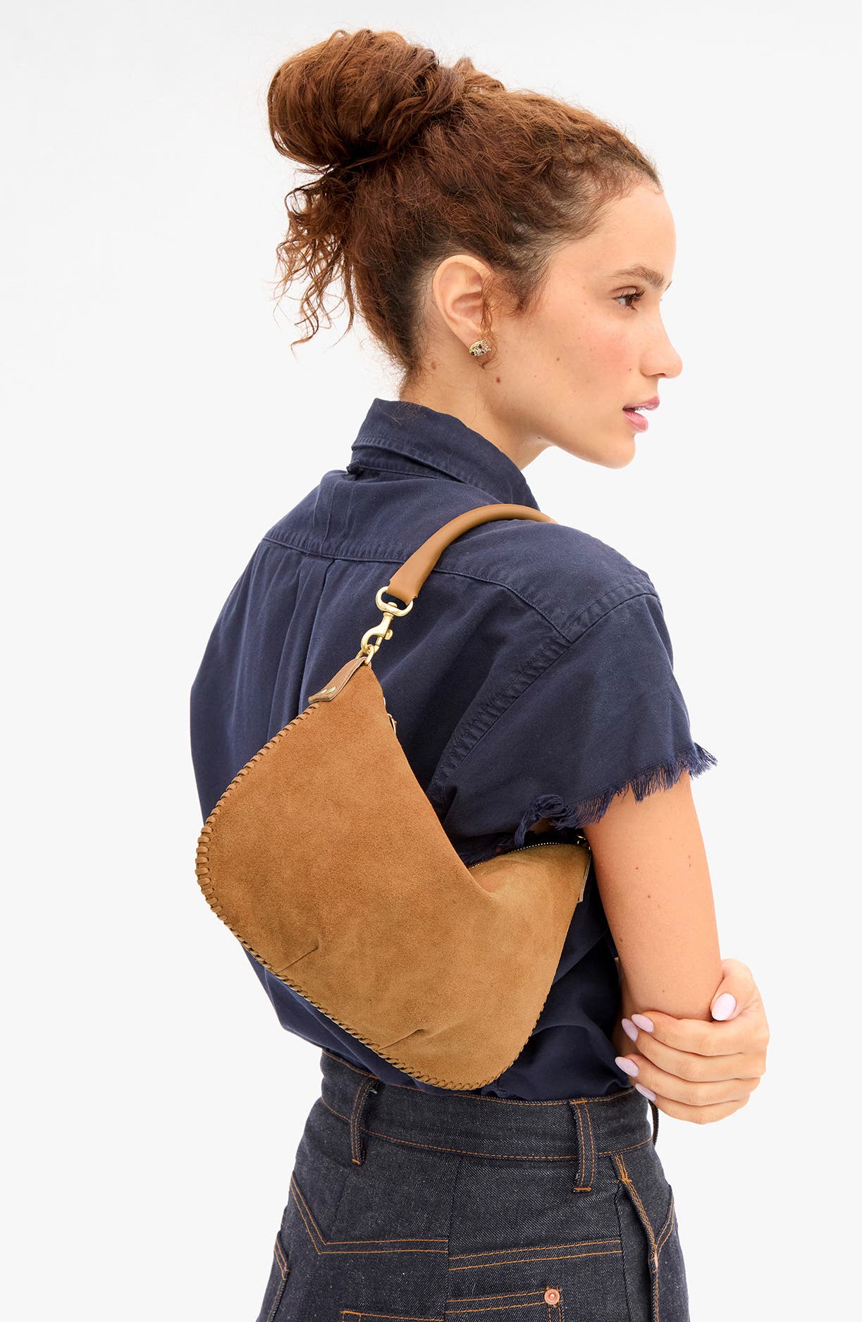 Petit Moyen Suede Messenger Bag, Alternate, color, CARAMEL