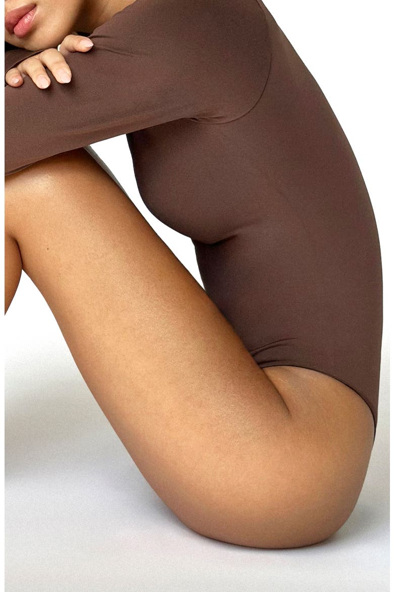 Scoop Neck Long Sleeve Bodysuit, Alternate, color, Espresso