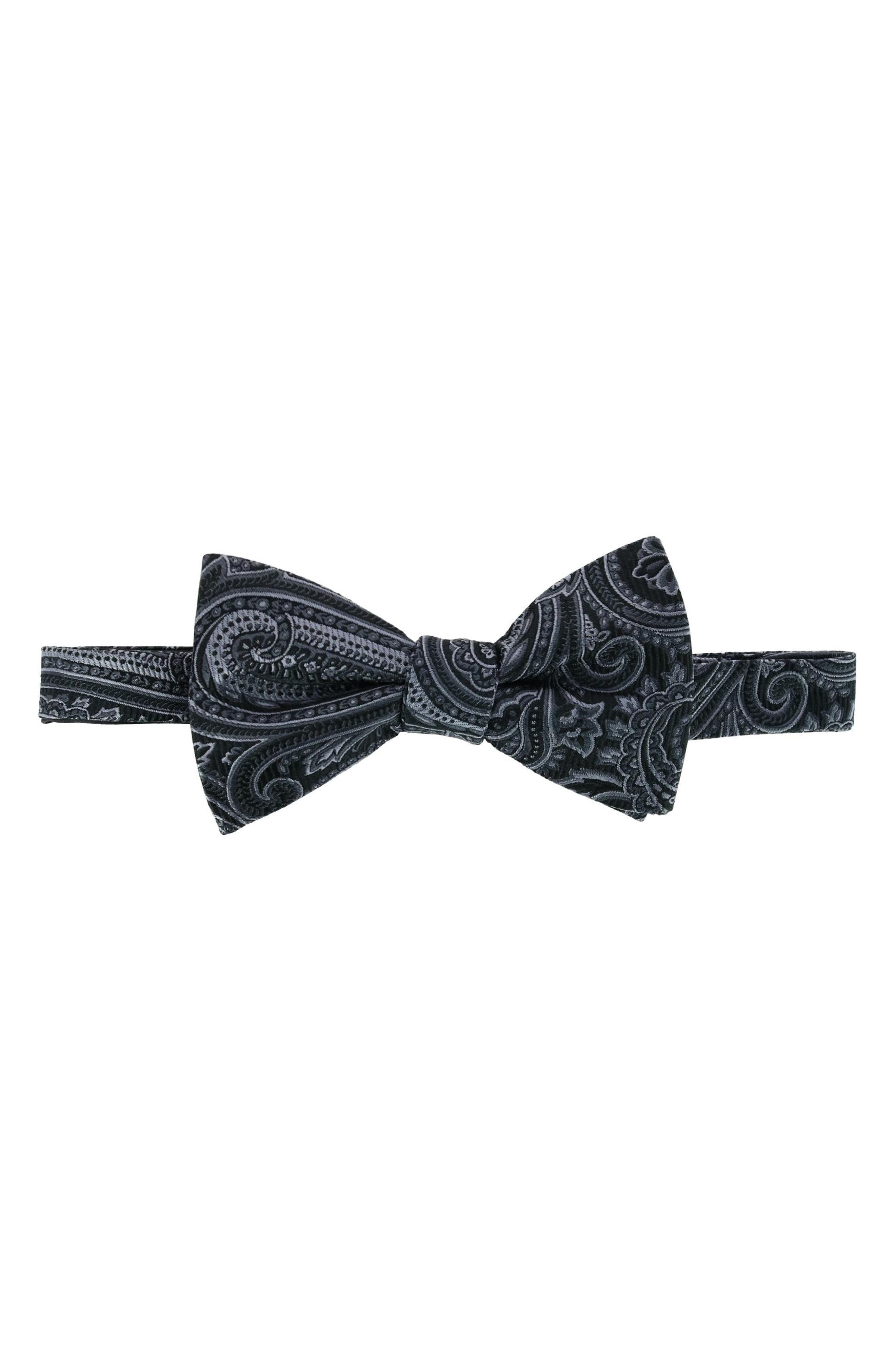 BLACK PAISLEY