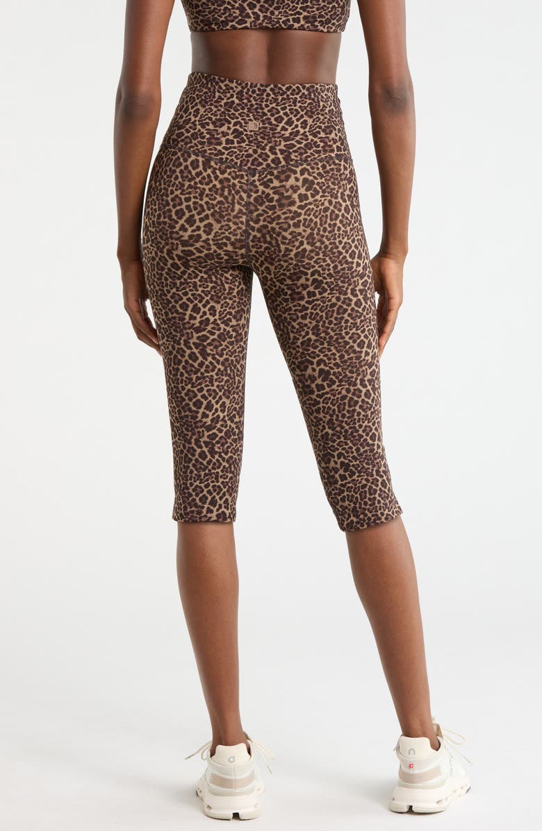 MPG Sculpt Capri Leggings, Alternate, color, New Leopard