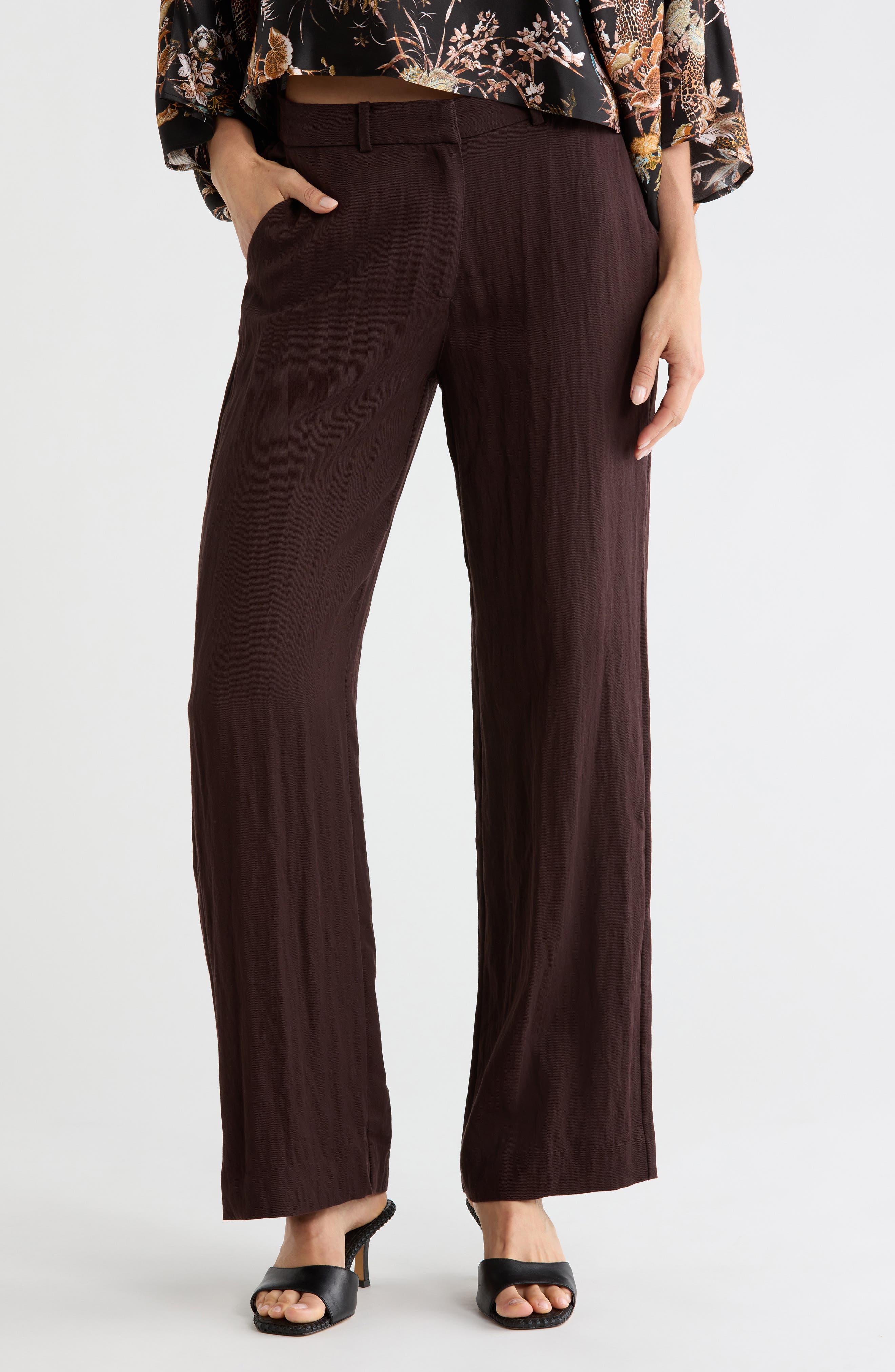 CHOCOLATE BROWN