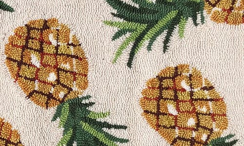R16 Home Pineapple Toss Door Mat In Ivory Multi