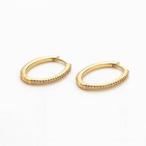 The Verona Pavé Oval Huggies