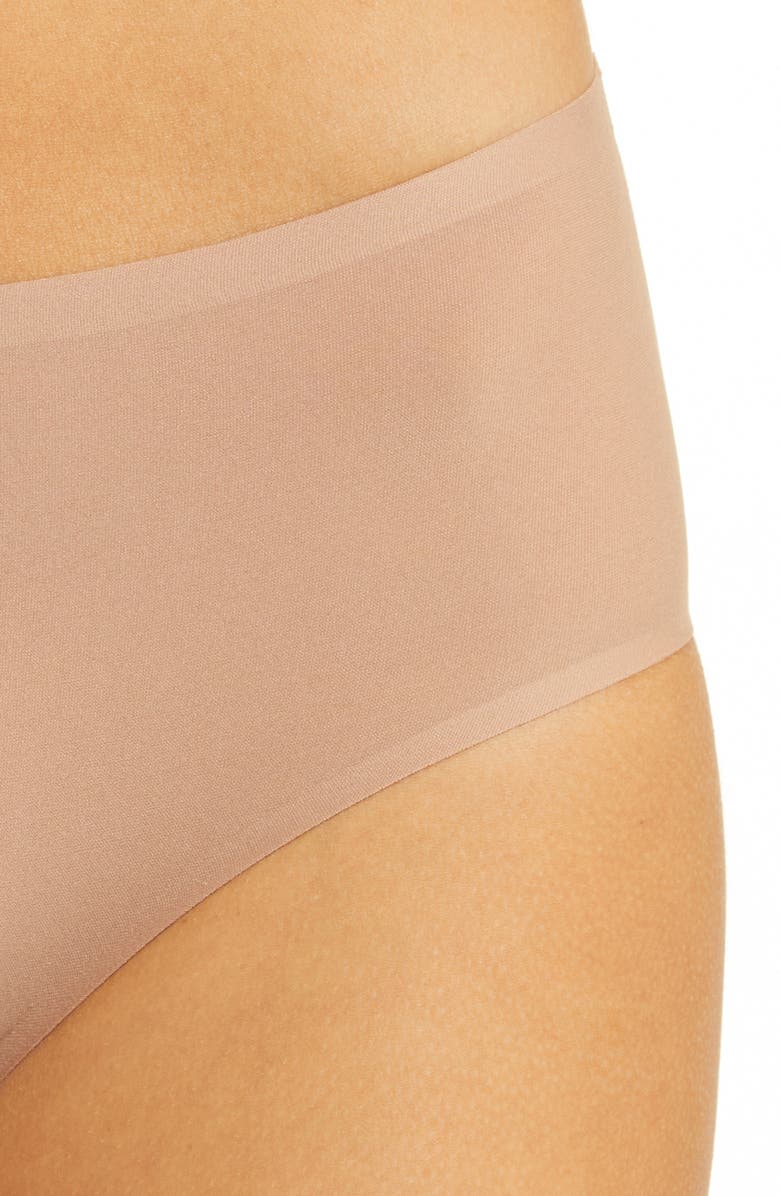 Chantelle Lingerie Soft Stretch Seamless Hipster Panties, Alternate, color, Coffee Latte