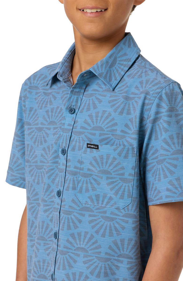 O'Neill Kids' UPF Slub Standard Woven Short Sleeve Button-Up Shirt, Alternate, color, Captains Blue