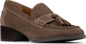 Donald Pliner Tassel Loafer Pump (Women) | Nordstromrack display picture 2