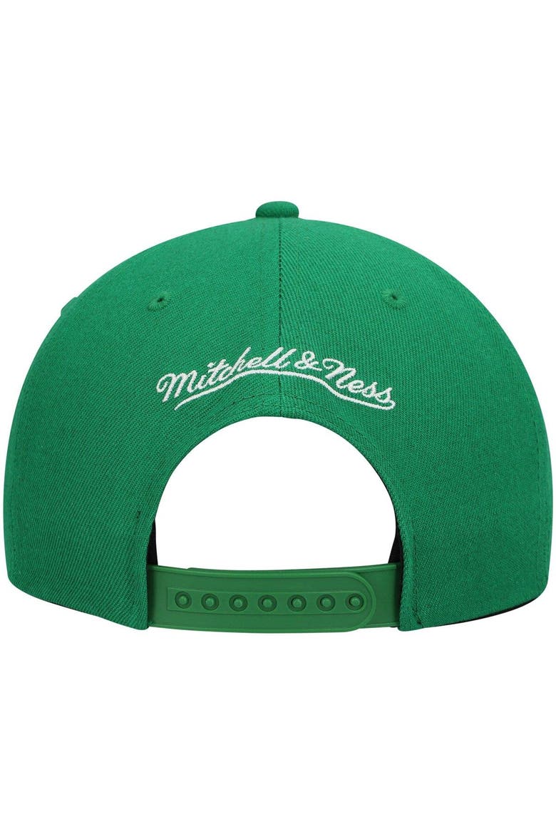 Men's Mitchell & Ness Green Dallas Mavericks Hardwood Classics Team Ground 2.0 Snapback Hat, Alternate, color, Green