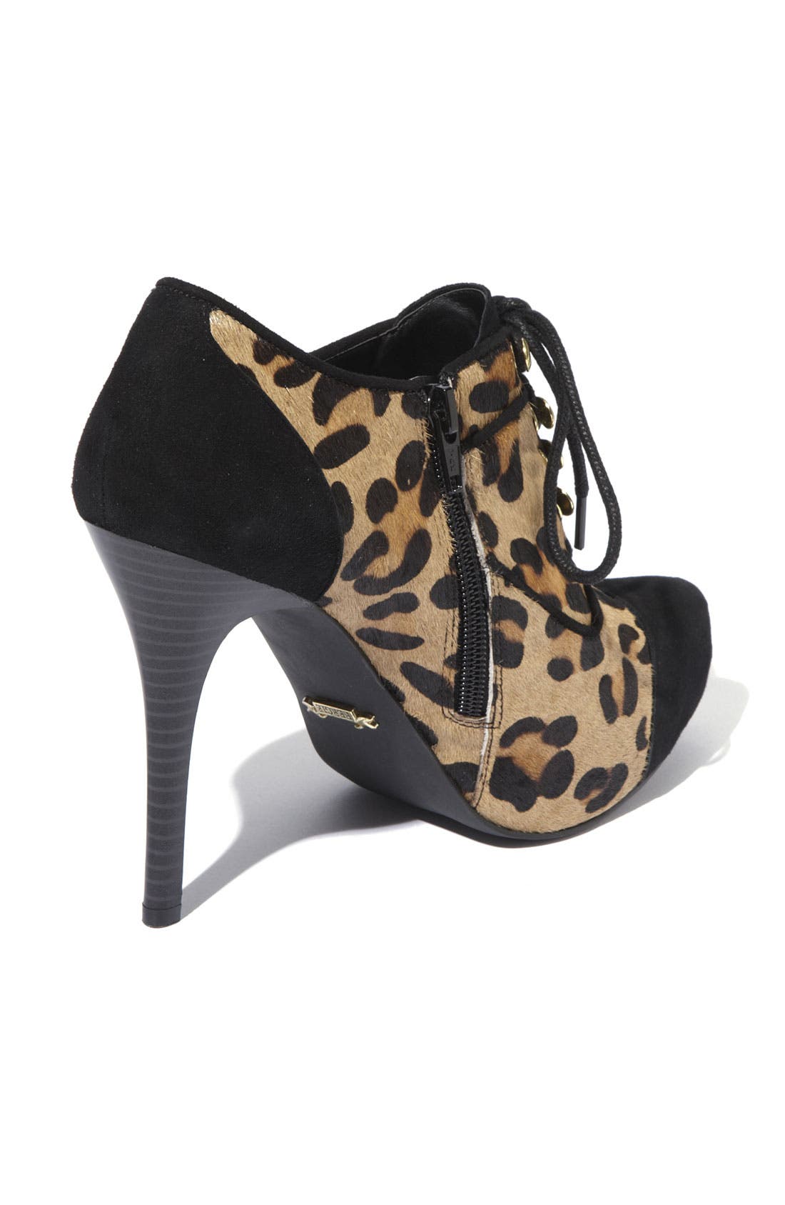 Fergie , Alternate, color, 