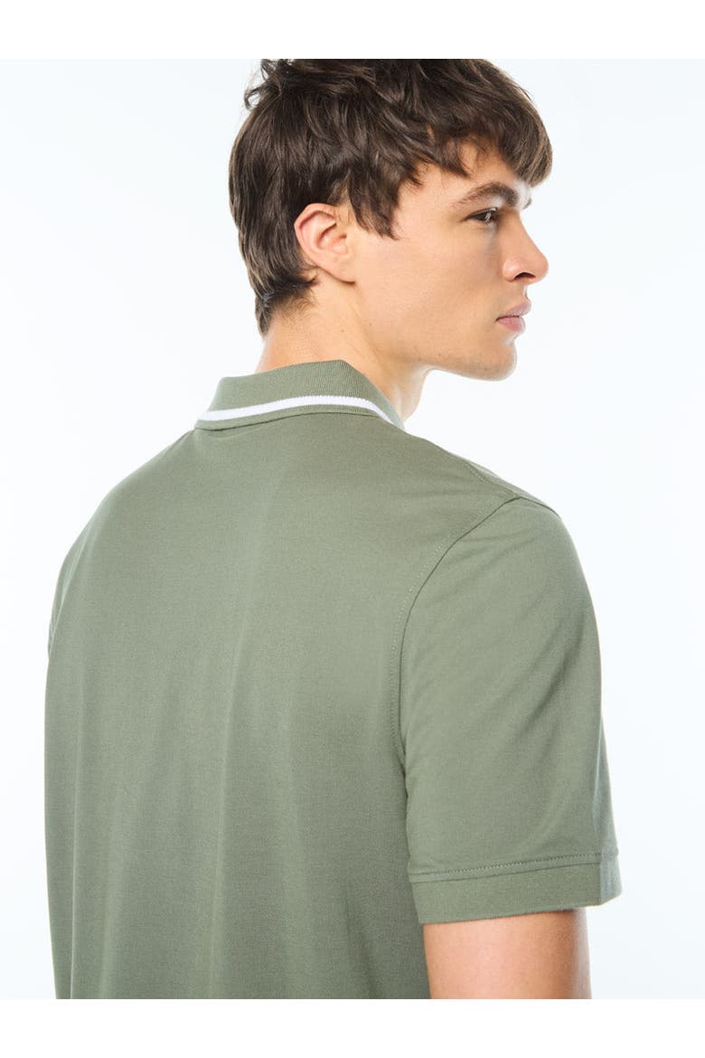 Agiato Polo, Alternate, color, LAUREL WREATH